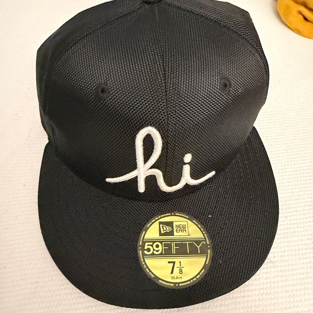 New Era In4mation Hawai’i “Hi” Black Cap with White Embroidery